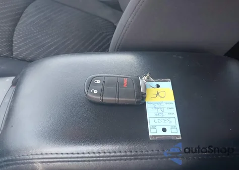 2018 Dodge Journey Se z USA, uszkodzony, nr VIN 3C4PDCAB1JT529370